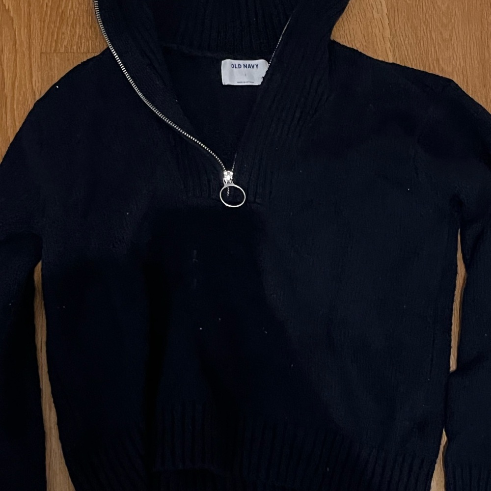High neck sweater